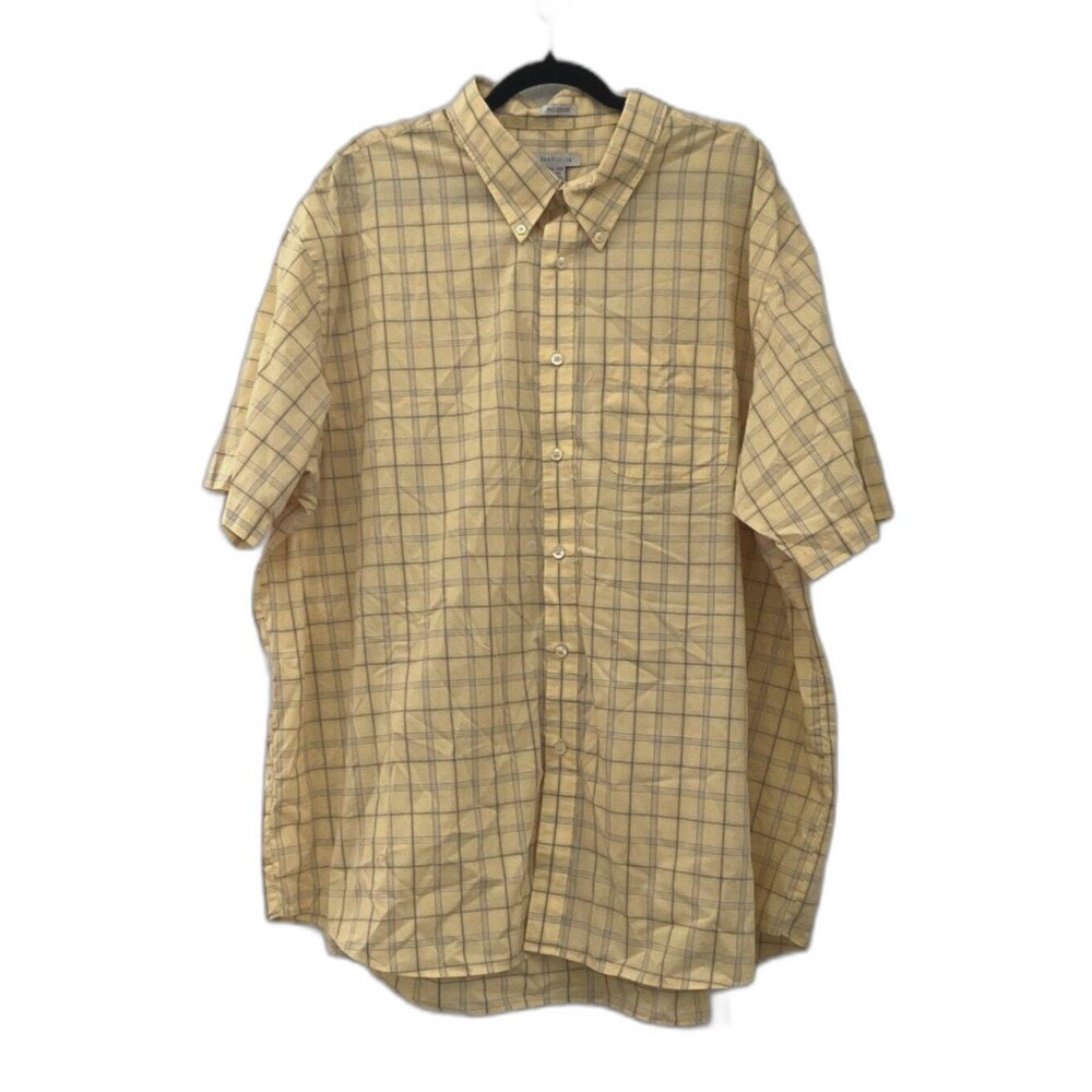 VAN HEUSEN Yellow Plaid Short Sleeve Button Down Shirt LIKE NEW